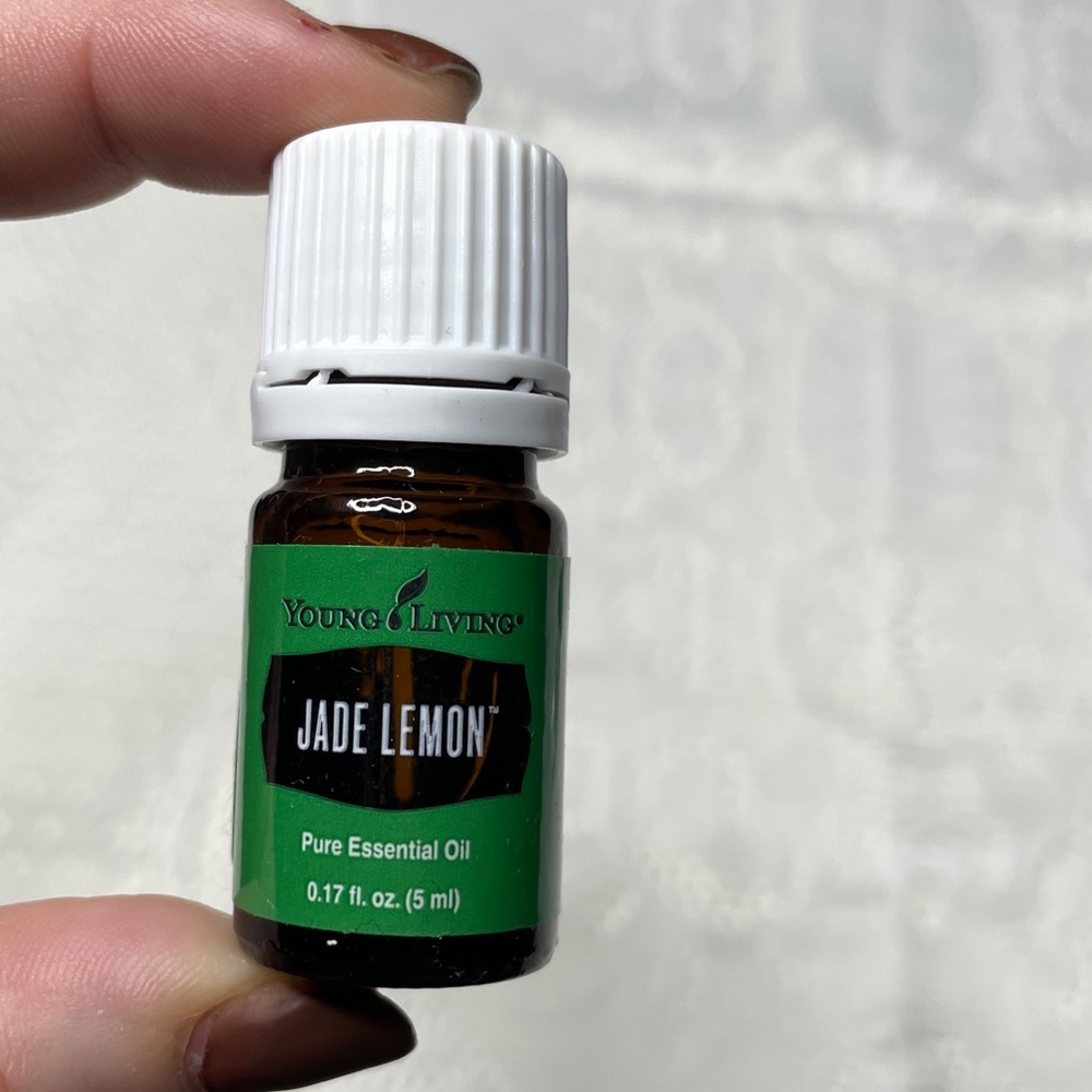 YOUNG LIVING Jade Lemon Essential Oil 5mL New Sealed Lemon Lime Aroma Taiwan